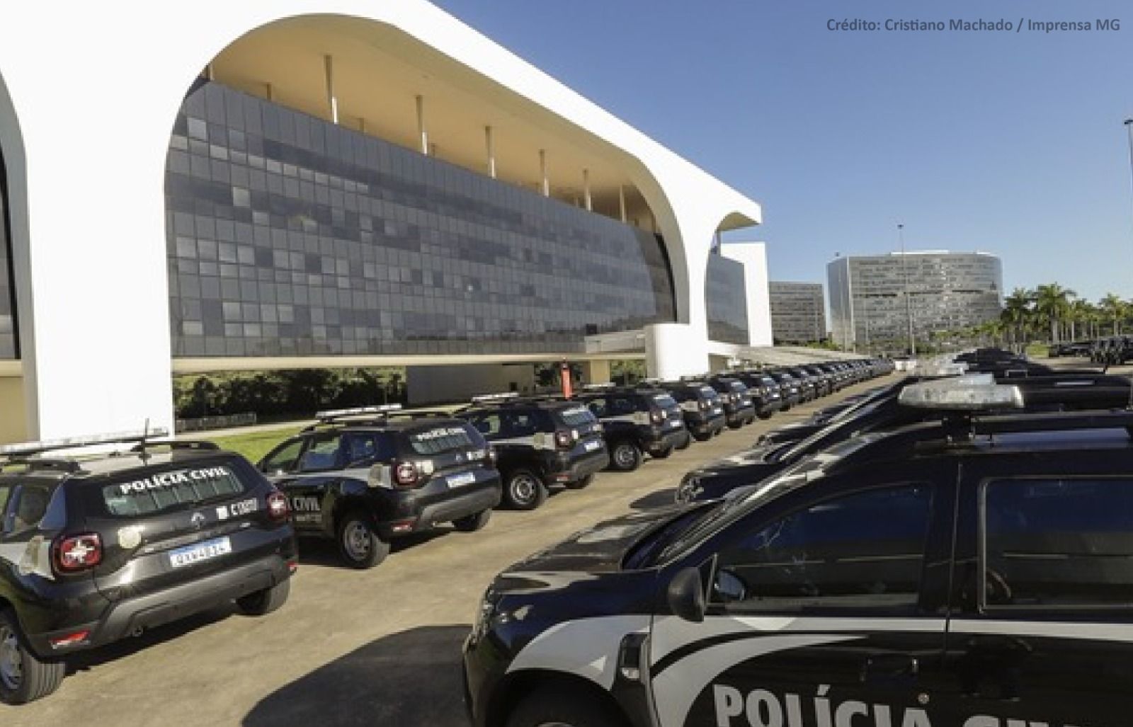 Polícia Civil recebe 131 novas viaturas