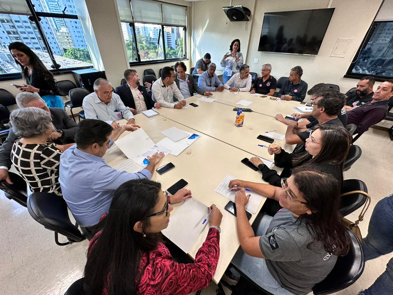 Sindpol/MG se reúne com entidades de classe na Assembleia Legislativa para tratativas sobre a Recomposição das Perdas Inflacionárias.