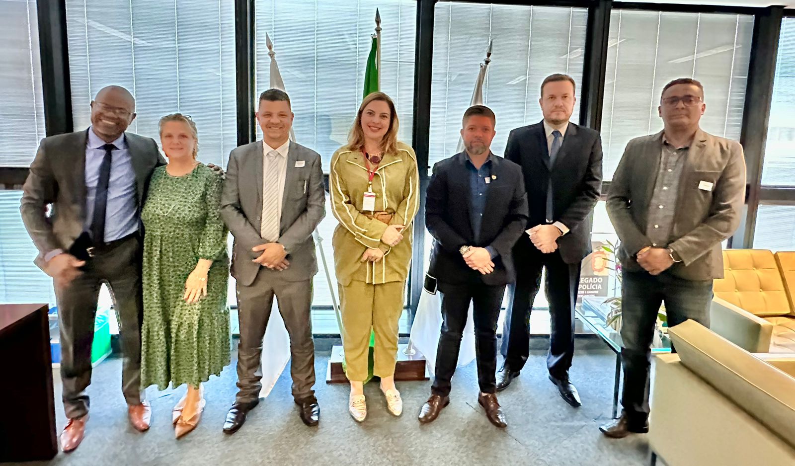 Sindpol/MG reunido com Draª Letícia Gamboge, chefe da Polícia Civil, para tratativas de demandas em defesa das melhorias da PCMG