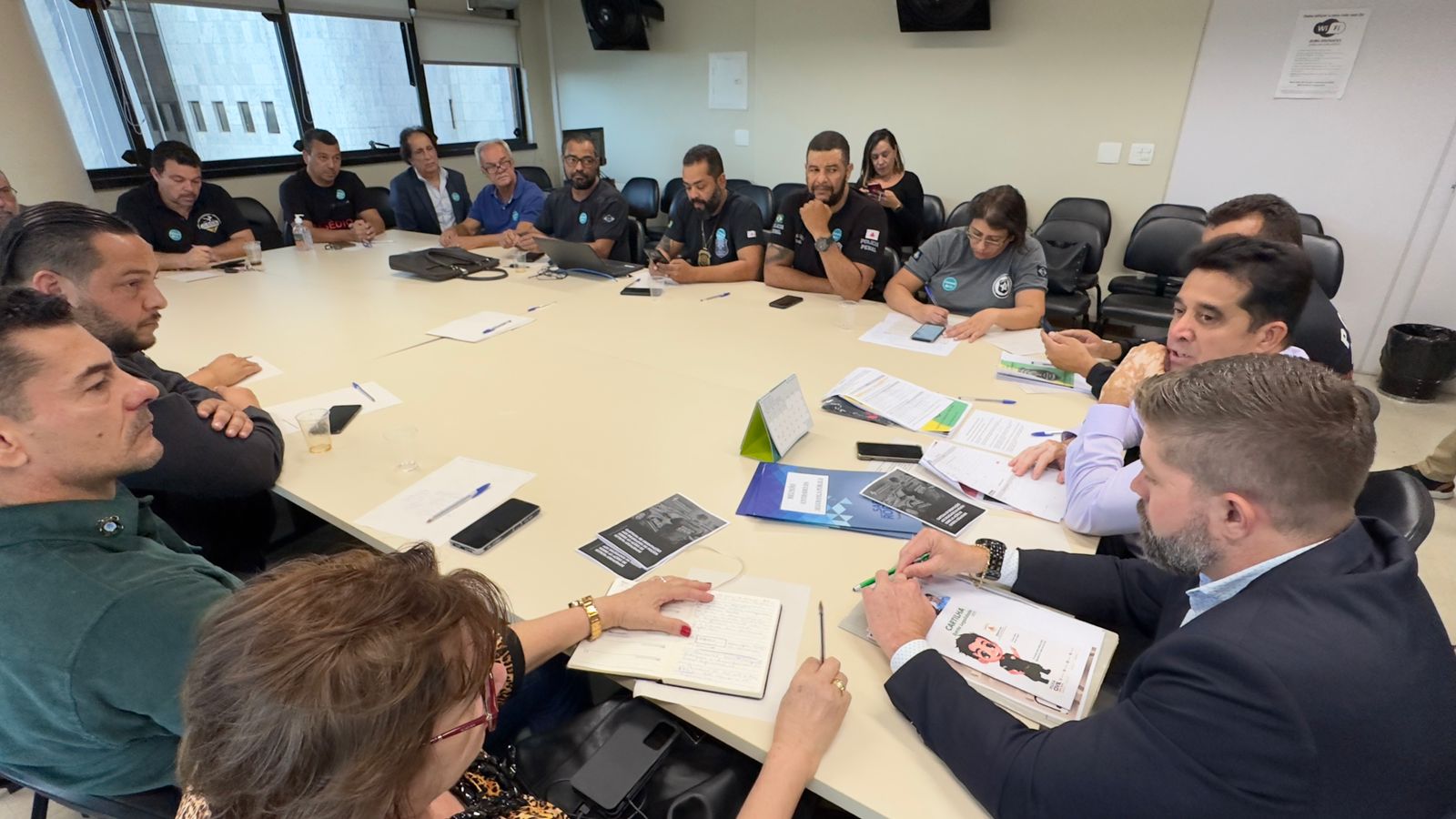 Sindpol/MG e entidades de classe se reúnem na Assembleia Legislativa para tratativas das cobranças em prol da categoria PCMG