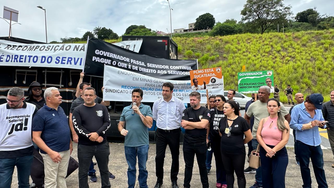 Sindpol/MG e entidades de classes  manifestam na Cidade Administrativa na tarde desta quinta-feira (08/02)