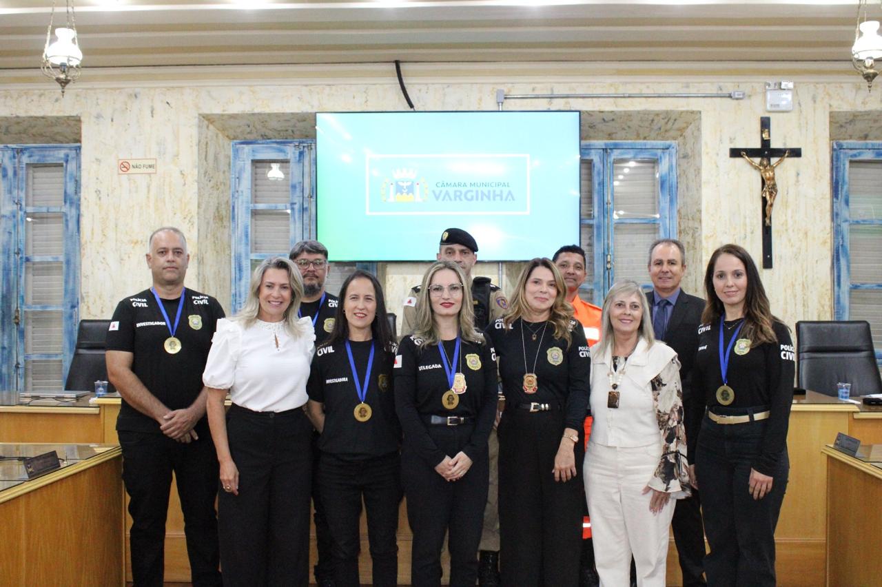 Equipe da Polícia Civil da DEAM de Varginha recebeu Comenda do Mérito da Segurança Pública da Câmara Municipal