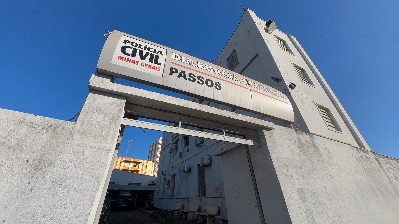 SINDPOL-MG constata estrutura precária durante visita à Delegacia Regional de Passos